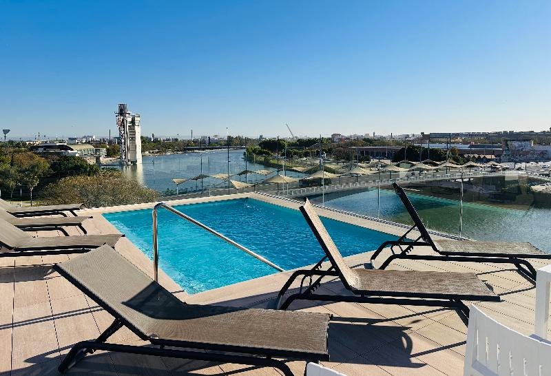 Ribera de Triana Hotel image