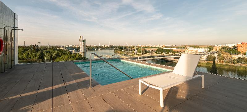 Ribera de Triana Hotel image