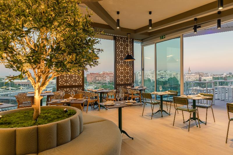 Ribera de Triana Hotel image