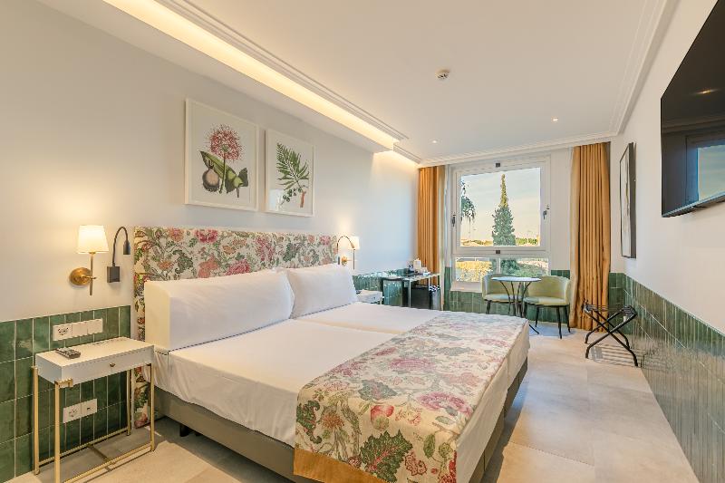 Ribera de Triana Hotel image