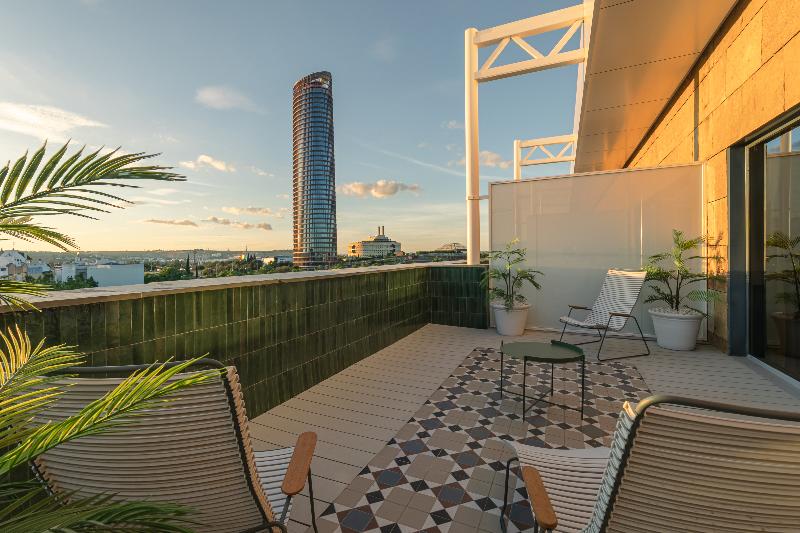 Ribera de Triana Hotel image
