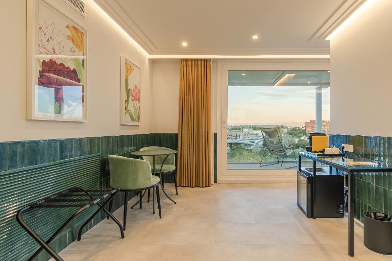 Ribera de Triana Hotel image