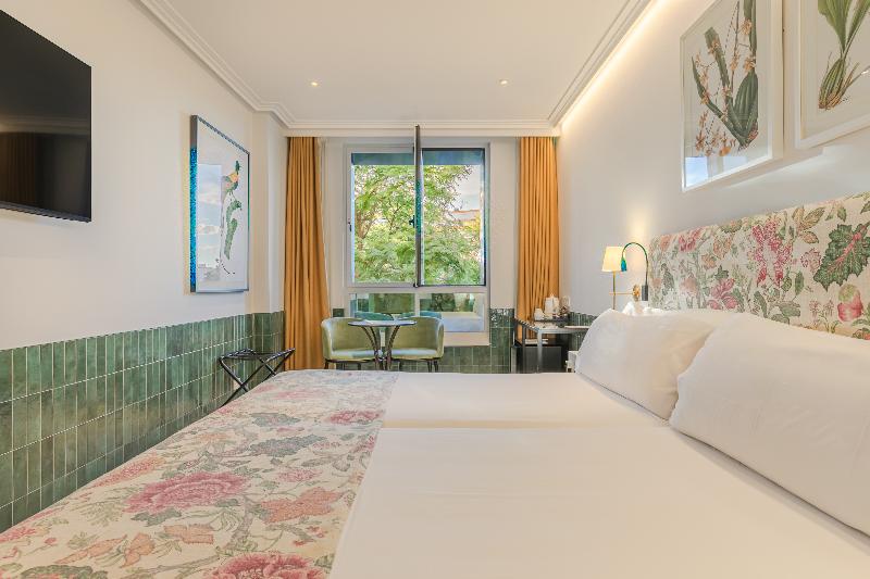 Ribera de Triana Hotel image