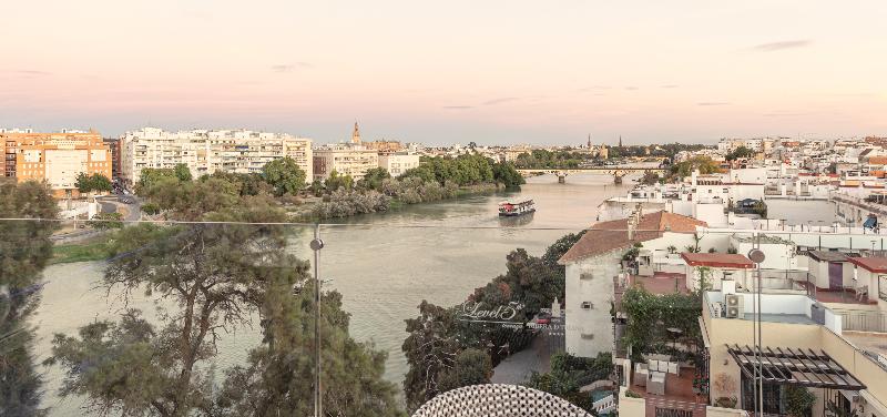 Ribera de Triana Hotel image