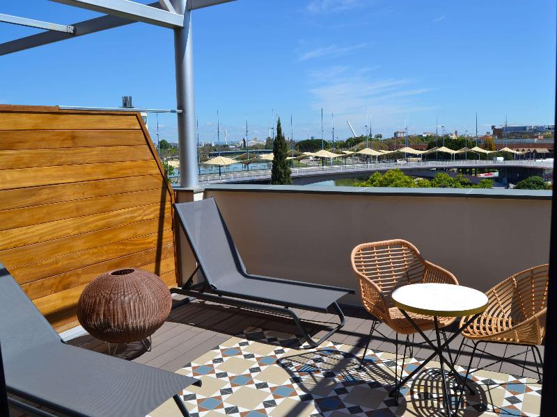 Ribera de Triana Hotel image