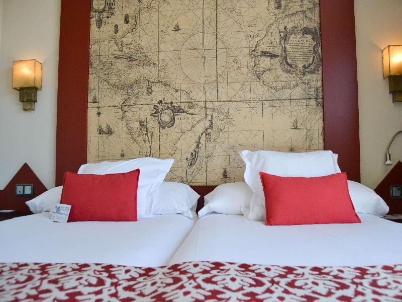 Ribera de Triana Hotel image