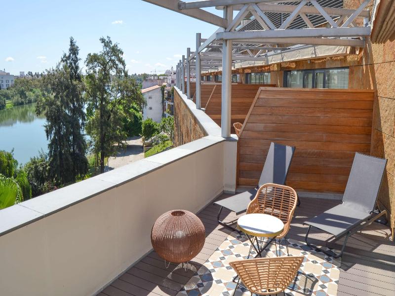 Ribera de Triana Hotel image