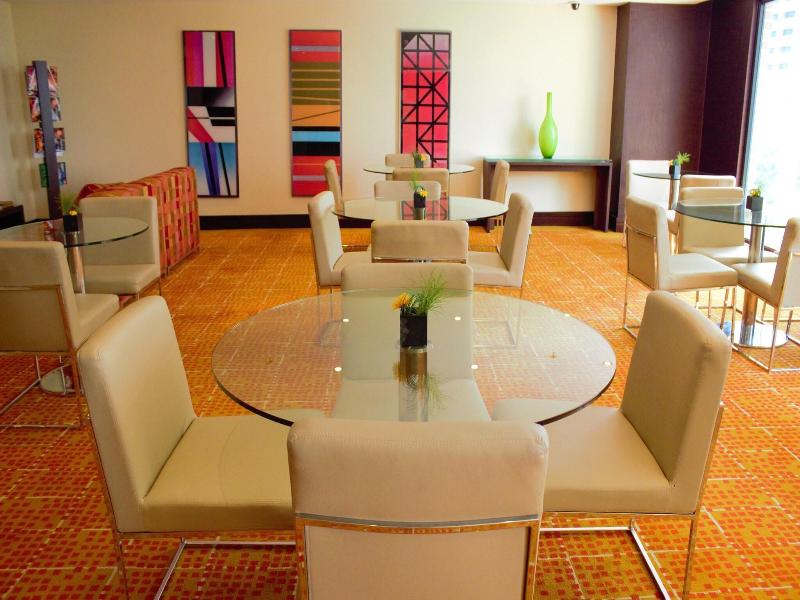 Renaissance Caracas La Castellana Hotel image