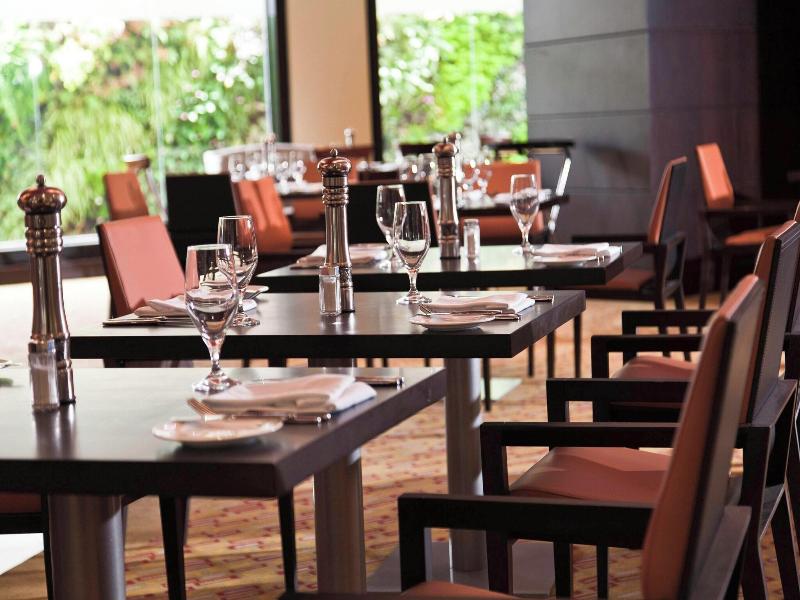 Renaissance Caracas La Castellana Hotel image