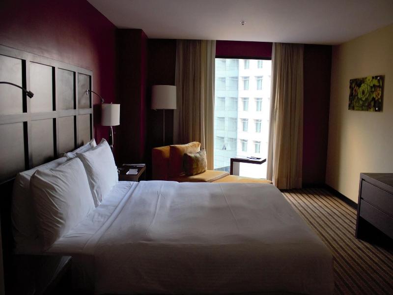 Renaissance Caracas La Castellana Hotel image