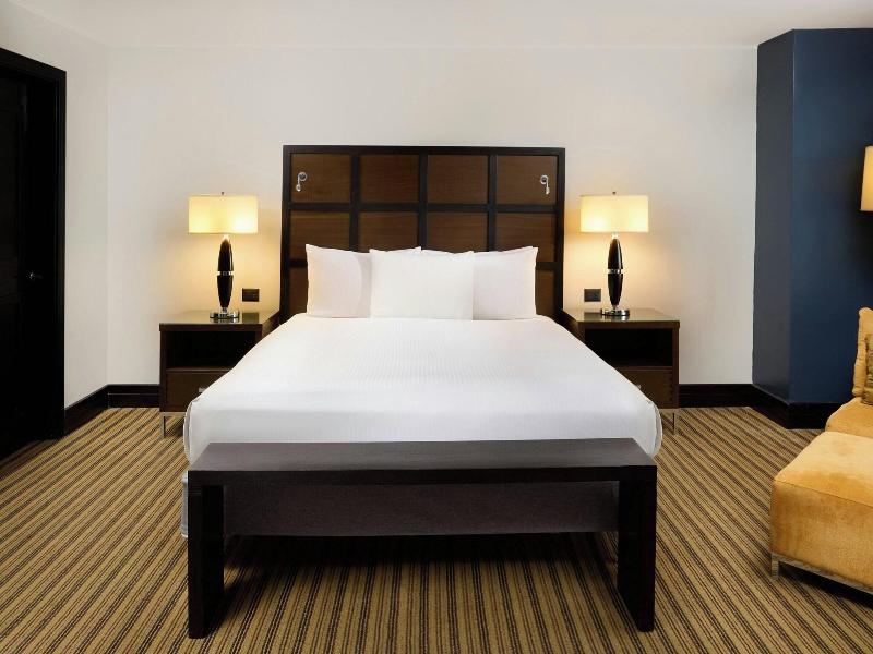 Renaissance Caracas La Castellana Hotel image
