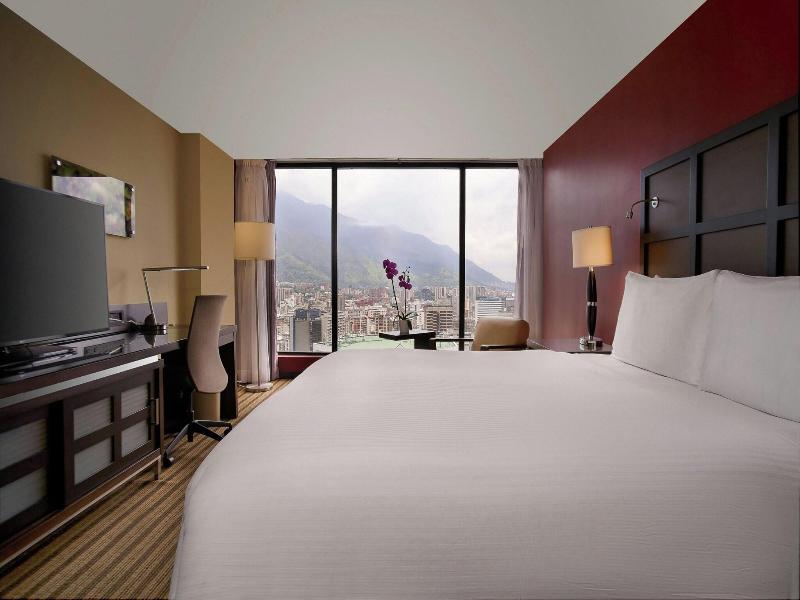 Renaissance Caracas La Castellana Hotel image