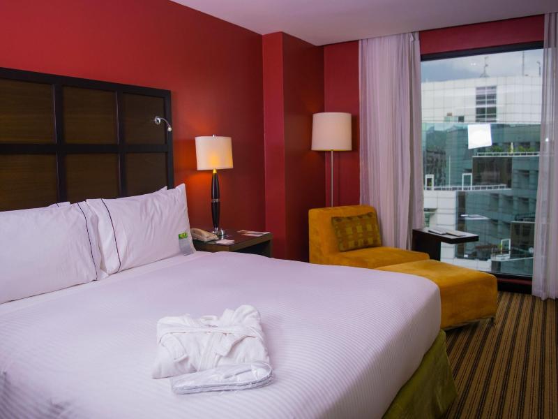 Renaissance Caracas La Castellana Hotel image