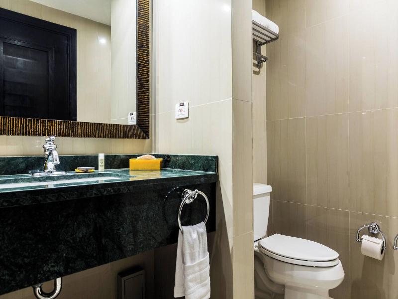 Renaissance Caracas La Castellana Hotel image