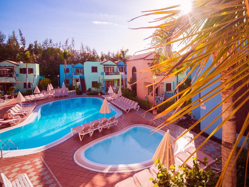 Club Vista Serena image