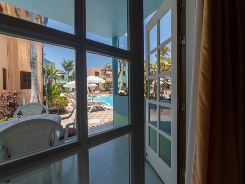 Club Vista Serena image