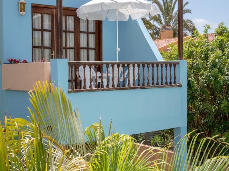 Club Vista Serena image