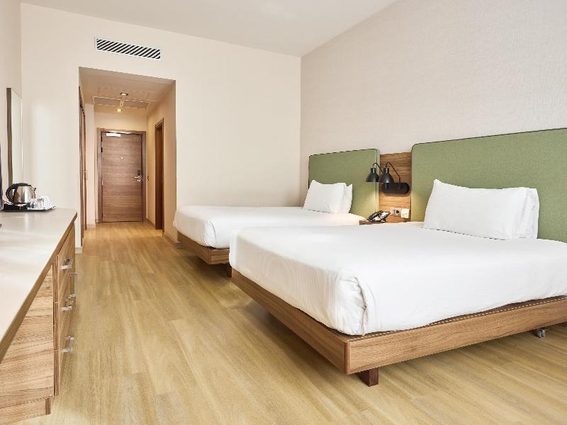Hilton Garden Inn Sevilla image