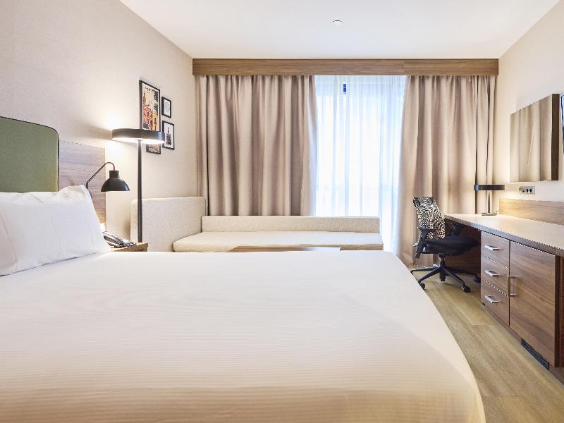Hilton Garden Inn Sevilla image
