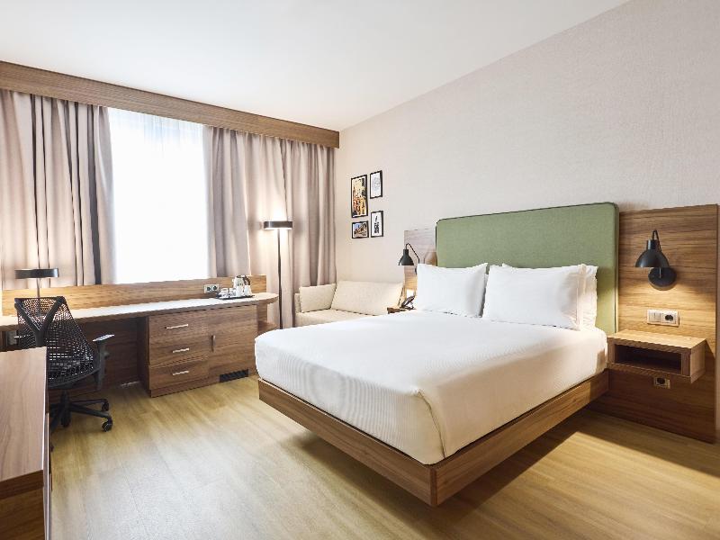 Hilton Garden Inn Sevilla image