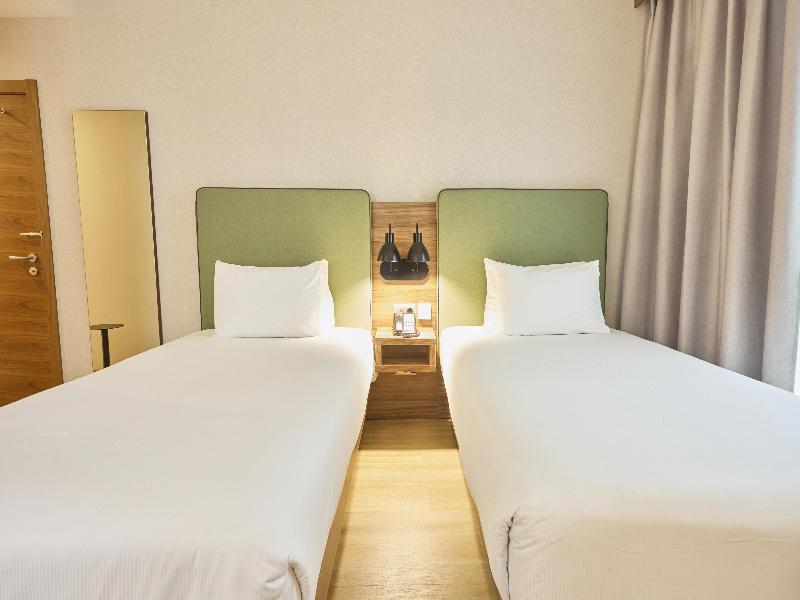 Hilton Garden Inn Sevilla image