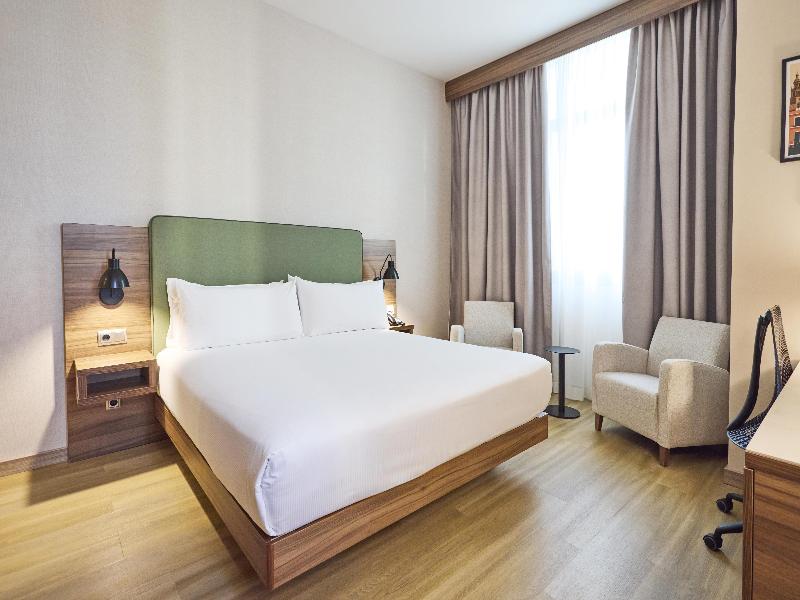 Hilton Garden Inn Sevilla image