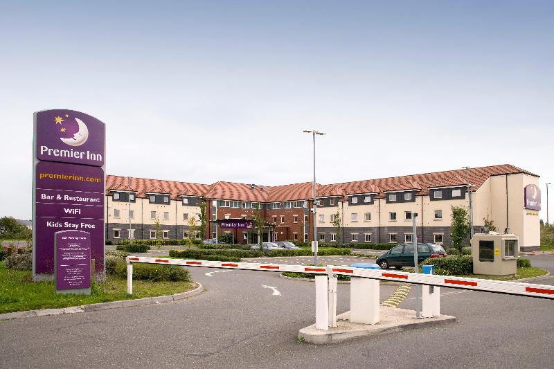 Premier Inn Heathrow Airport (M4/J4) image