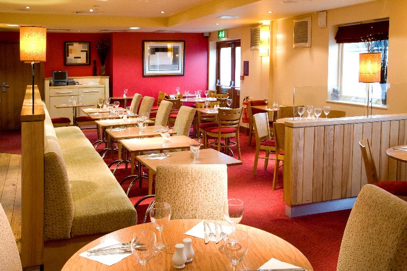Premier Inn Heathrow Airport (M4/J4) image