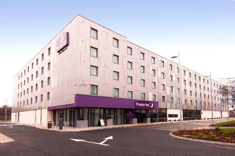 Premier Inn Heathrow Airport Terminal 5 image