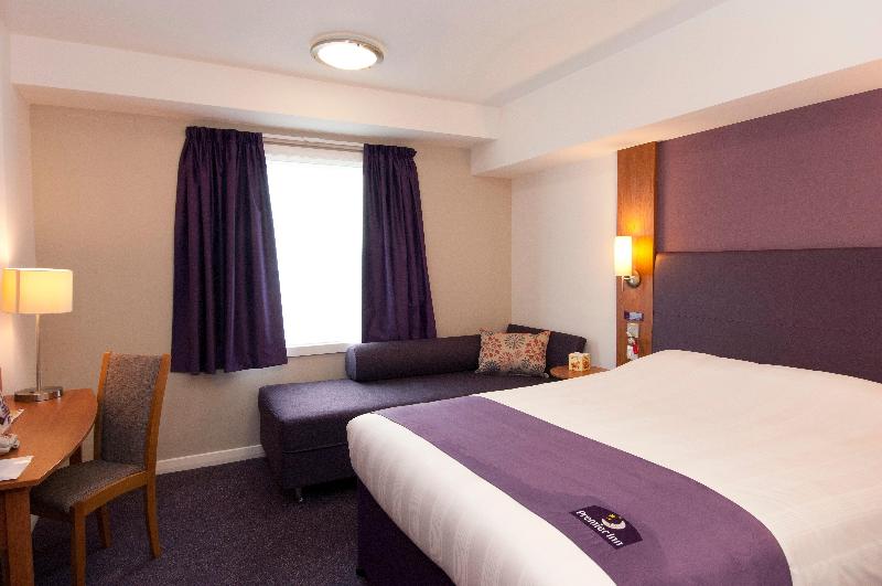 Premier Inn Heathrow Airport Terminal 5 image
