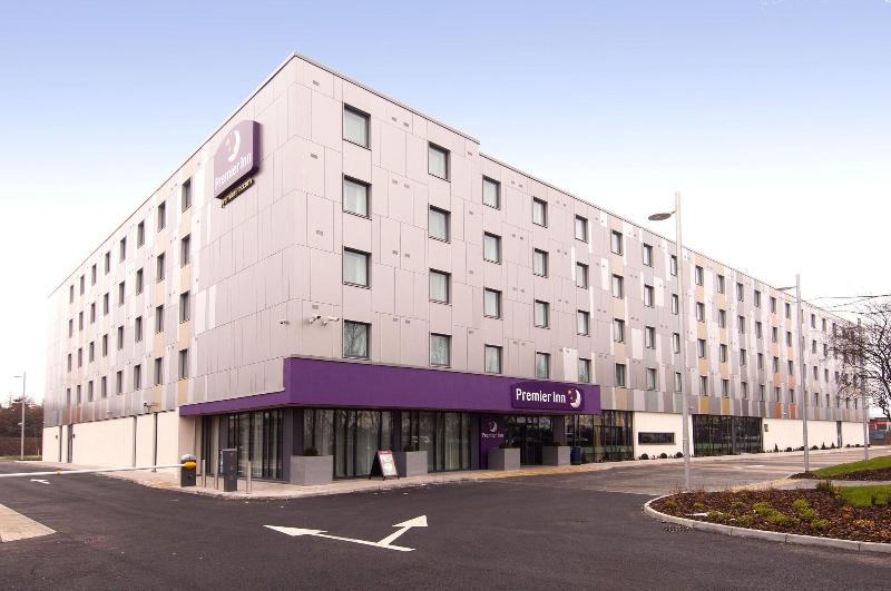 Premier Inn Heathrow Airport Terminal 5 image