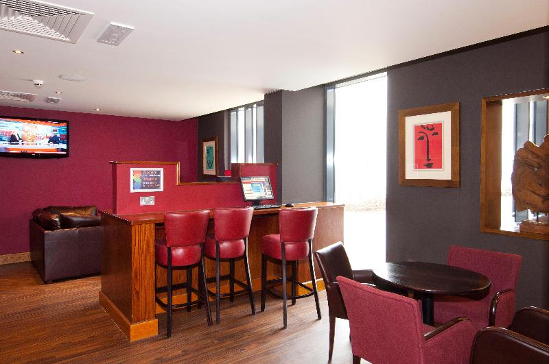 Premier Inn Heathrow Airport Terminal 5 image