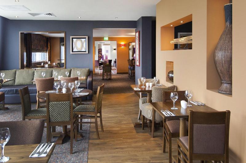 Premier Inn Heathrow Airport Terminal 5 image