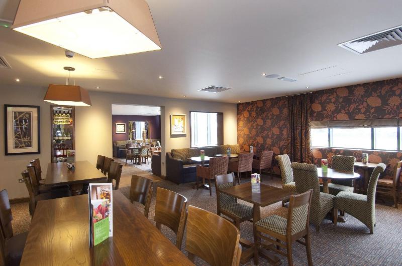 Premier Inn Heathrow Airport Terminal 5 image