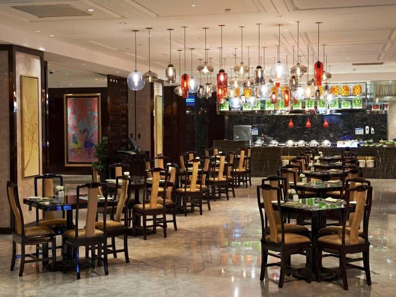 Sheraton Shanghai Waigaoqiao Hotel image