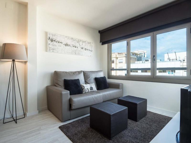 Rent Top Apartments Rambla Catalunya image