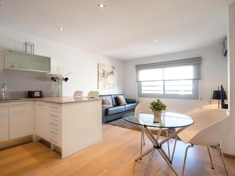 Rent Top Apartments Rambla Catalunya image