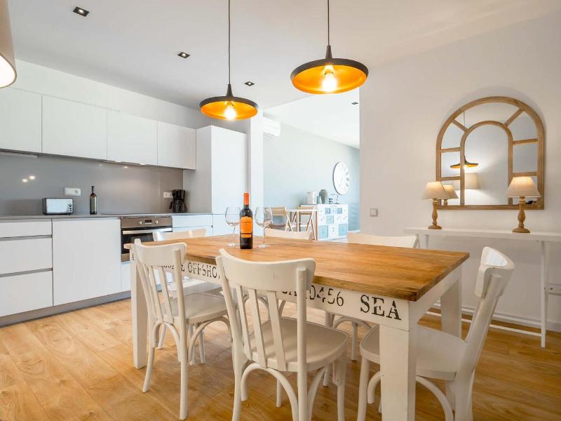 Rent Top Apartments Rambla Catalunya image
