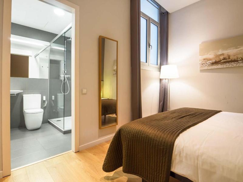 Rent Top Apartments Rambla Catalunya image