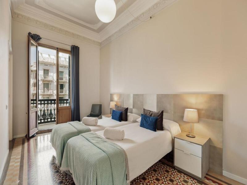 Rent Top Apartments Rambla Catalunya image