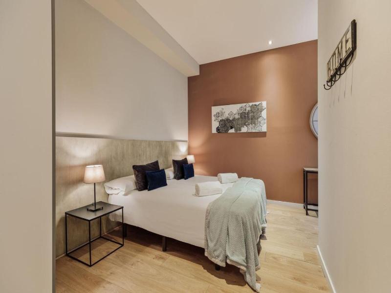 Rent Top Apartments Rambla Catalunya image