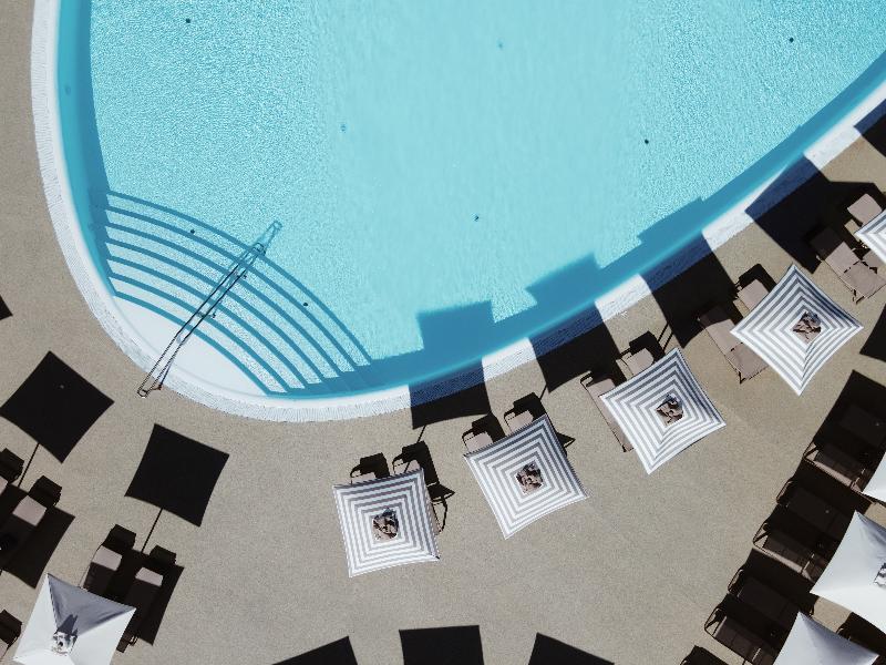 Wine & Books by the sea - Algarve Resort image