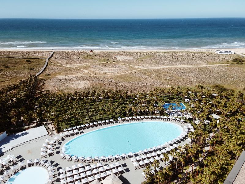 Wine & Books by the sea - Algarve Resort image