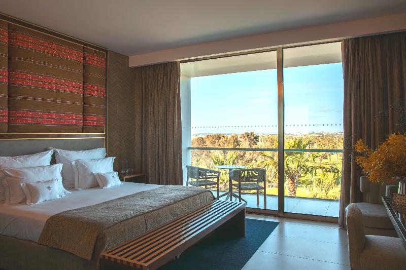 Wine & Books by the sea - Algarve Resort image