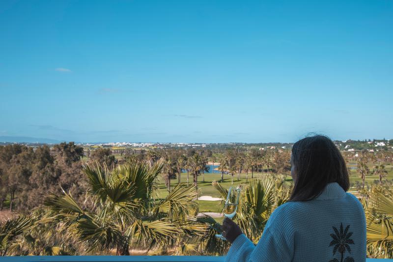 Wine & Books by the sea - Algarve Resort image