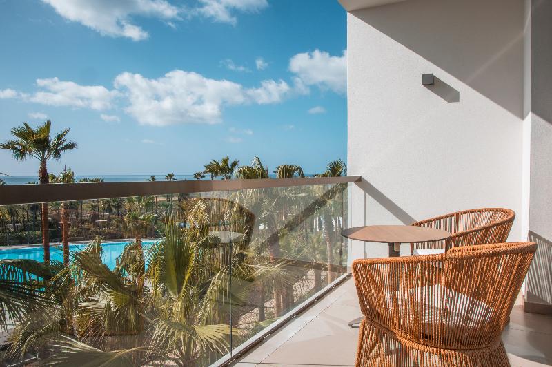 Wine & Books by the sea - Algarve Resort image