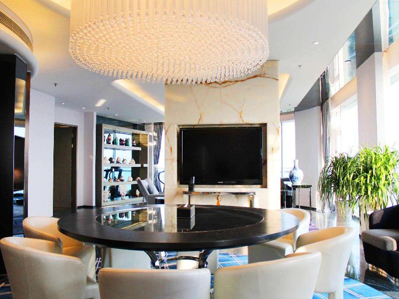 Wyndham Grand Qingdao image
