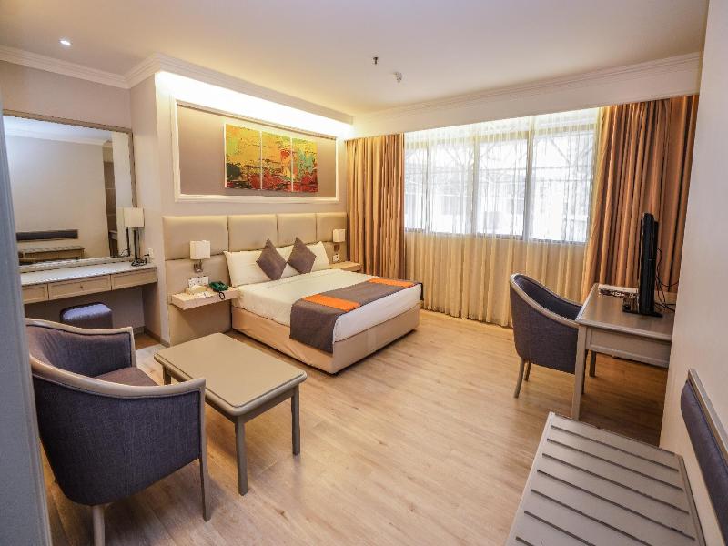 Kingwood Inn Kuching image