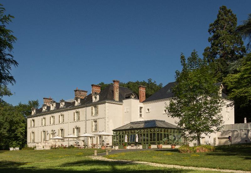 Qualys-Hotel Chateau De La Rozelle