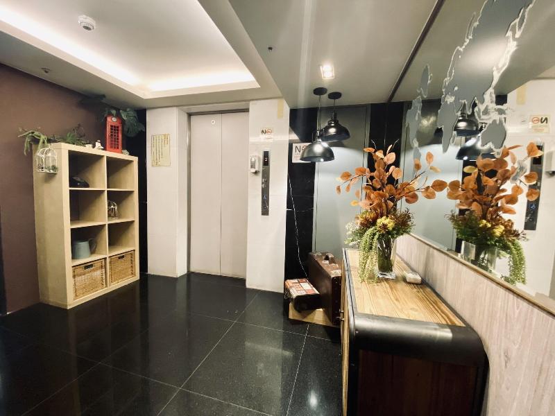Burgary Hotel Taipei image